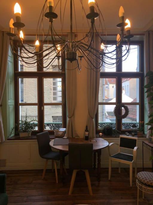 L'Omerade: Appartement De Charme Dans Une Maison Audomaroise Saint-Omer  Exterior foto